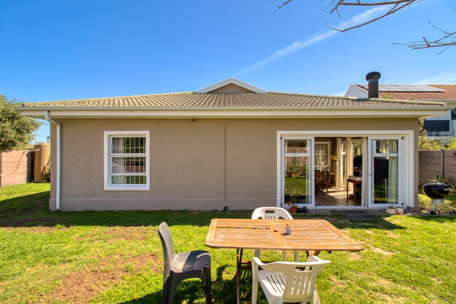 3 Bedroom Property for Sale in Olive Grove Western Cape